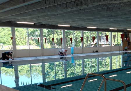 20250702_Fugeoptagning_i_svoemmehallen_1